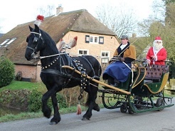 Kerstman met Arrenslee huren © www.funenpartymatch.nl