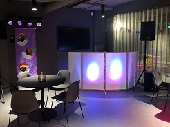 DJ Piet met professioneel geluid © www.sintentertainment.nl
