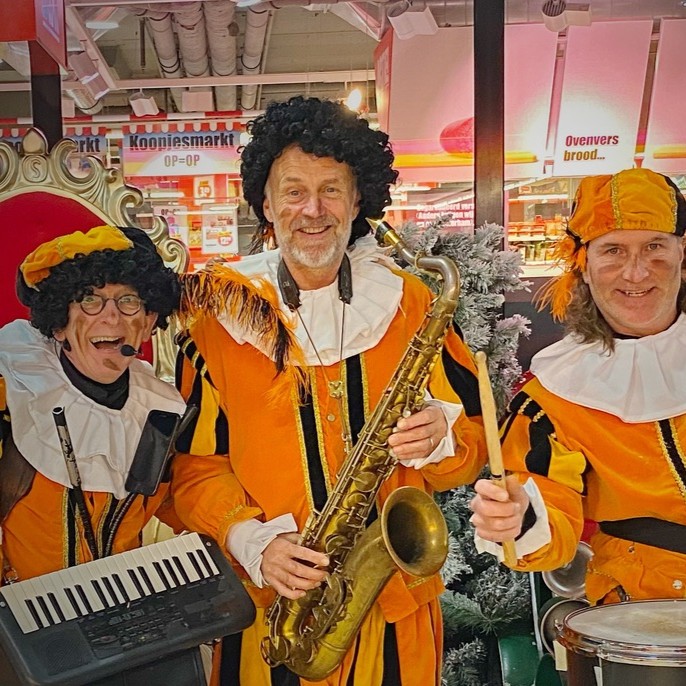 Sinterklaas Trio Muziekpieten Sinterklaas Trio Muziekpieten www.sintentertainment.nl